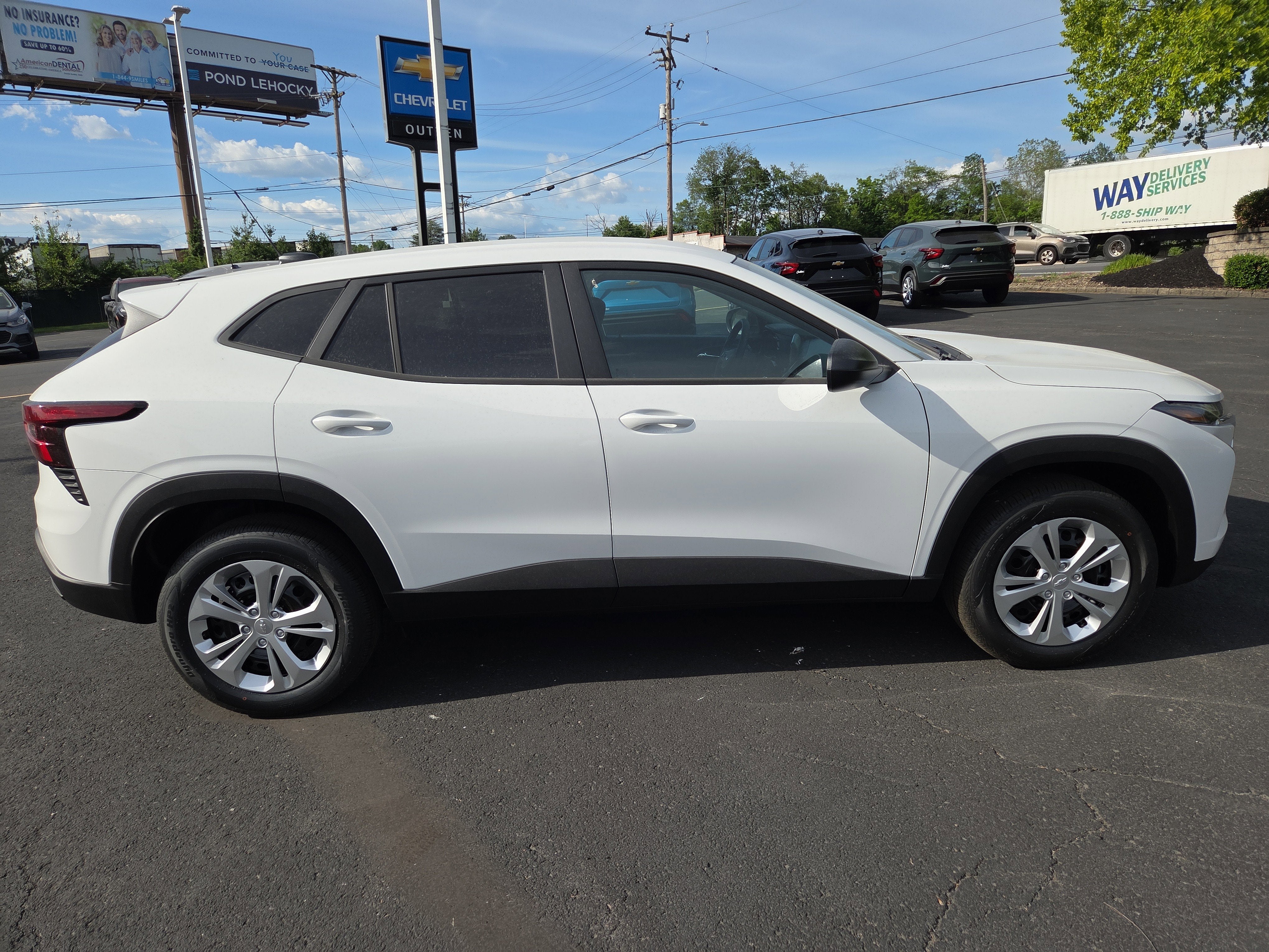 2026 Chevrolet Trax LS FWD