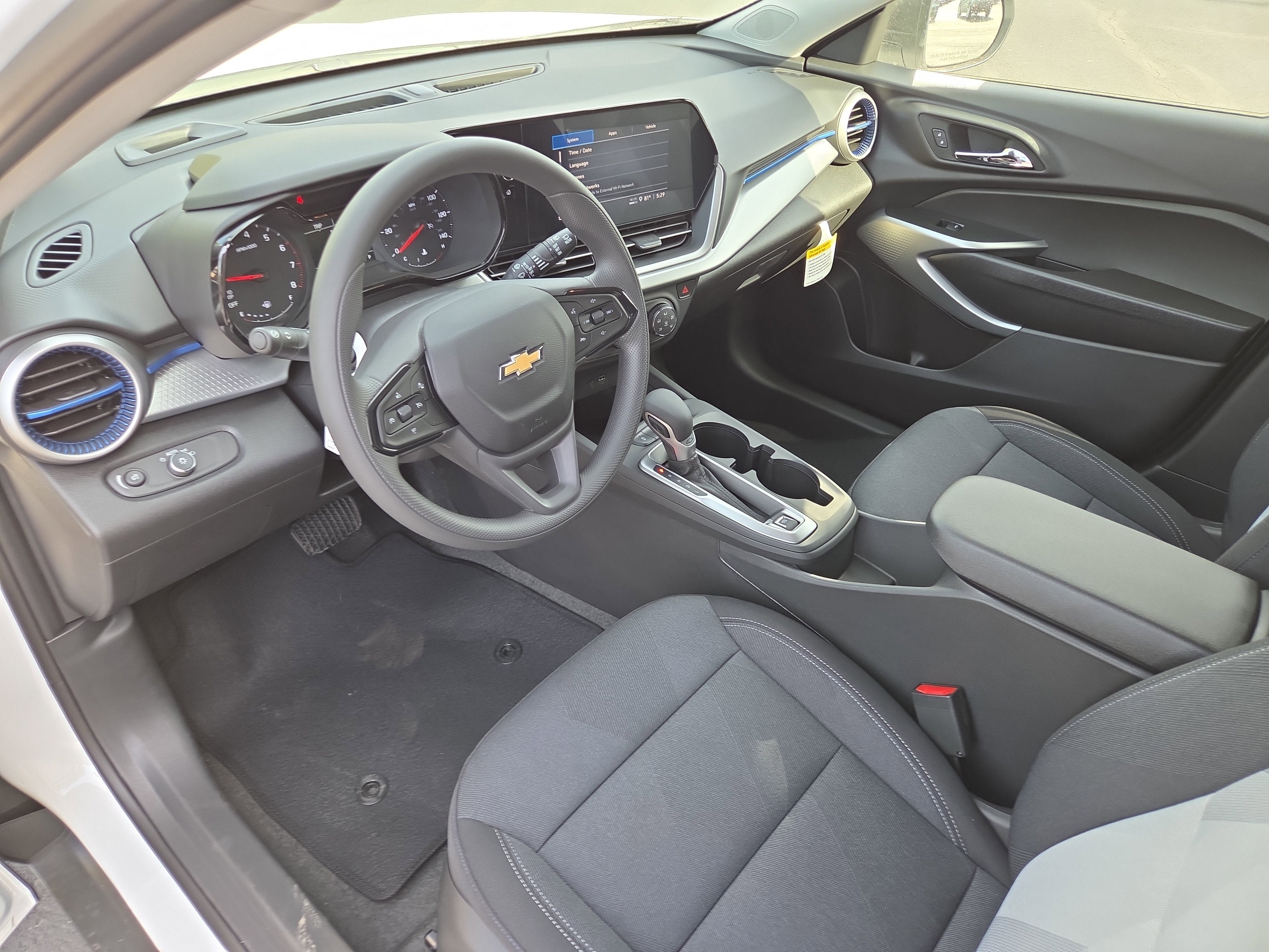 2026 Chevrolet Trax LS FWD
