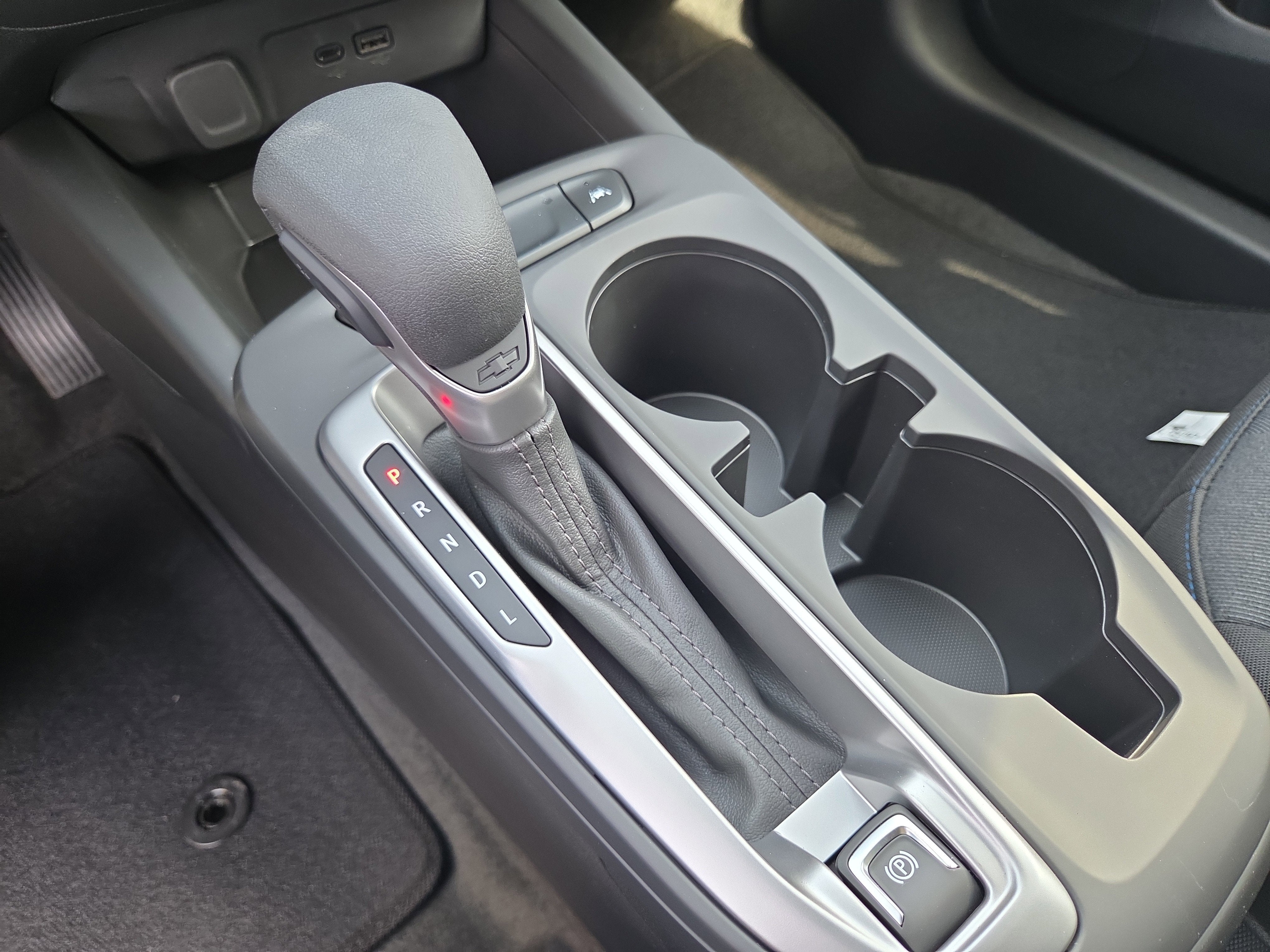 2026 Chevrolet Trax LS FWD