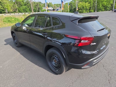 2026 Chevrolet Trax LS FWD