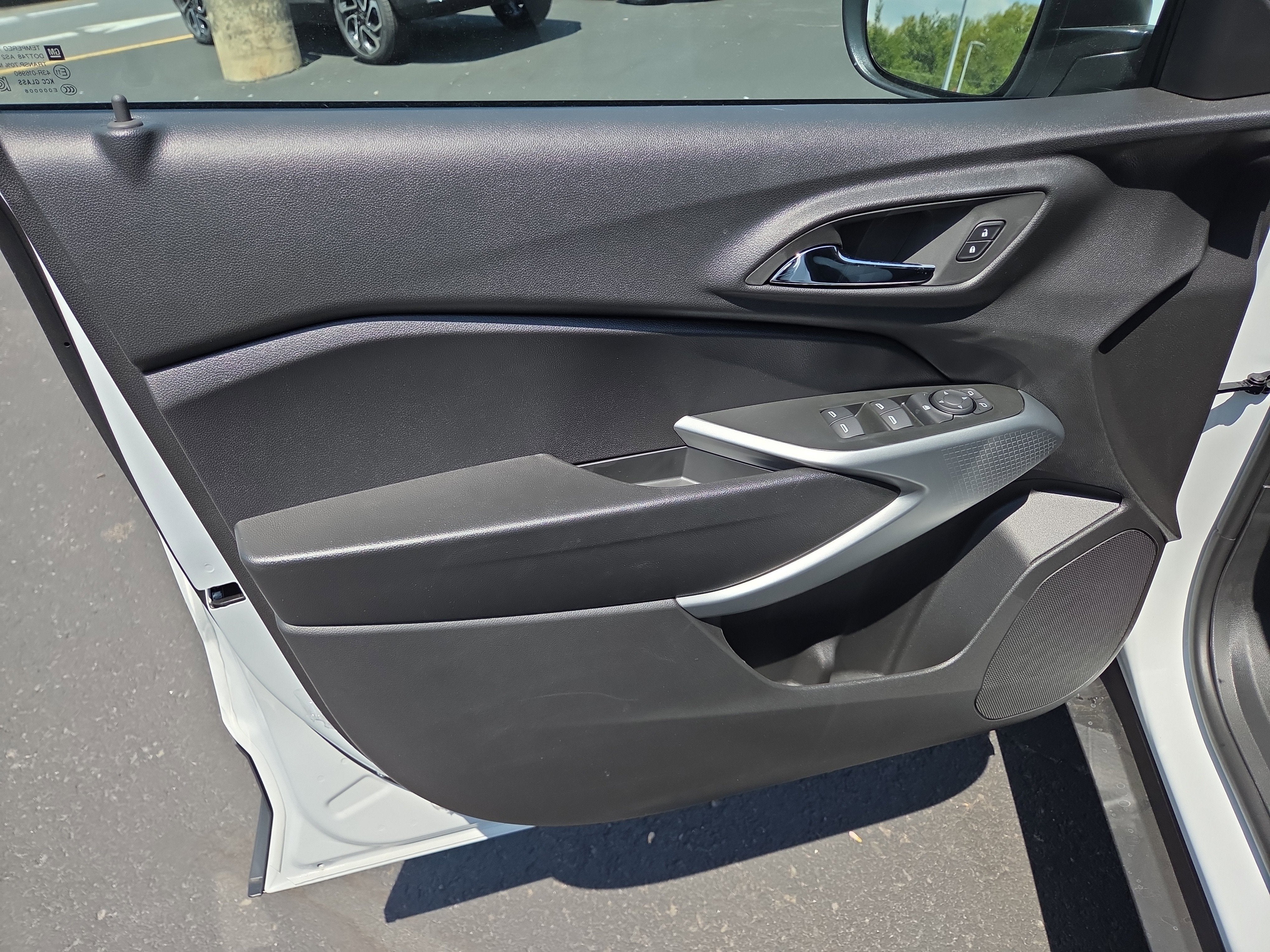 2026 Chevrolet Trax LS FWD
