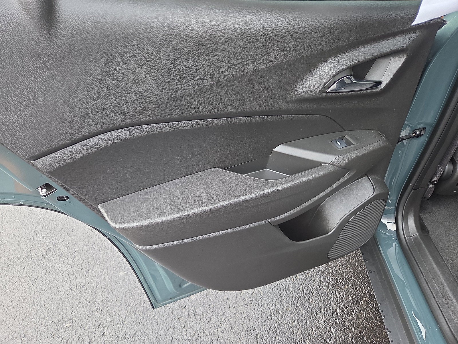 2025 Chevrolet Trax LS FWD