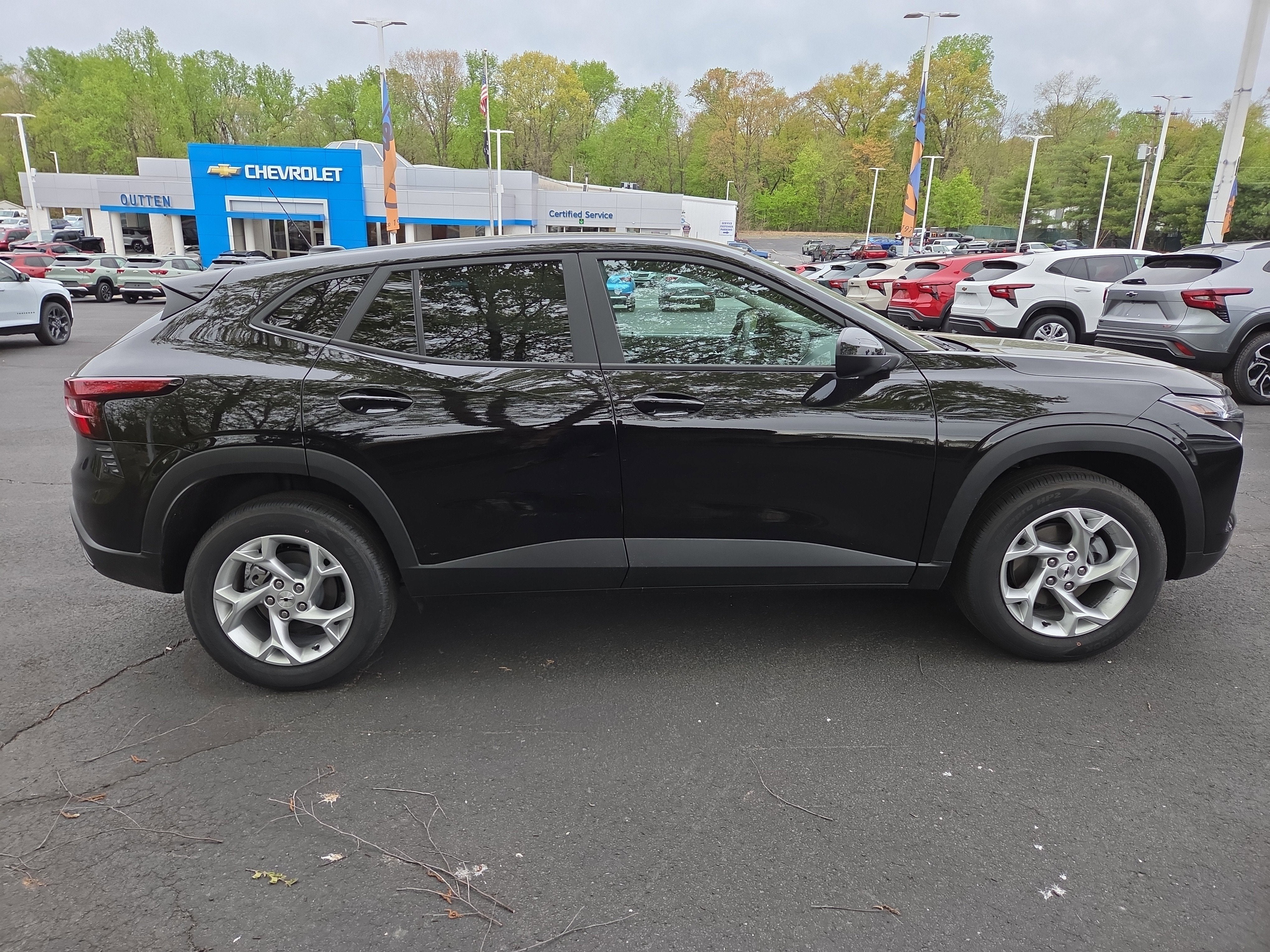 2026 Chevrolet Trax LS FWD