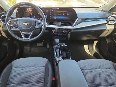 2025 Chevrolet Trax LT FWD