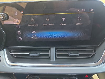 2025 Chevrolet Trax LT FWD