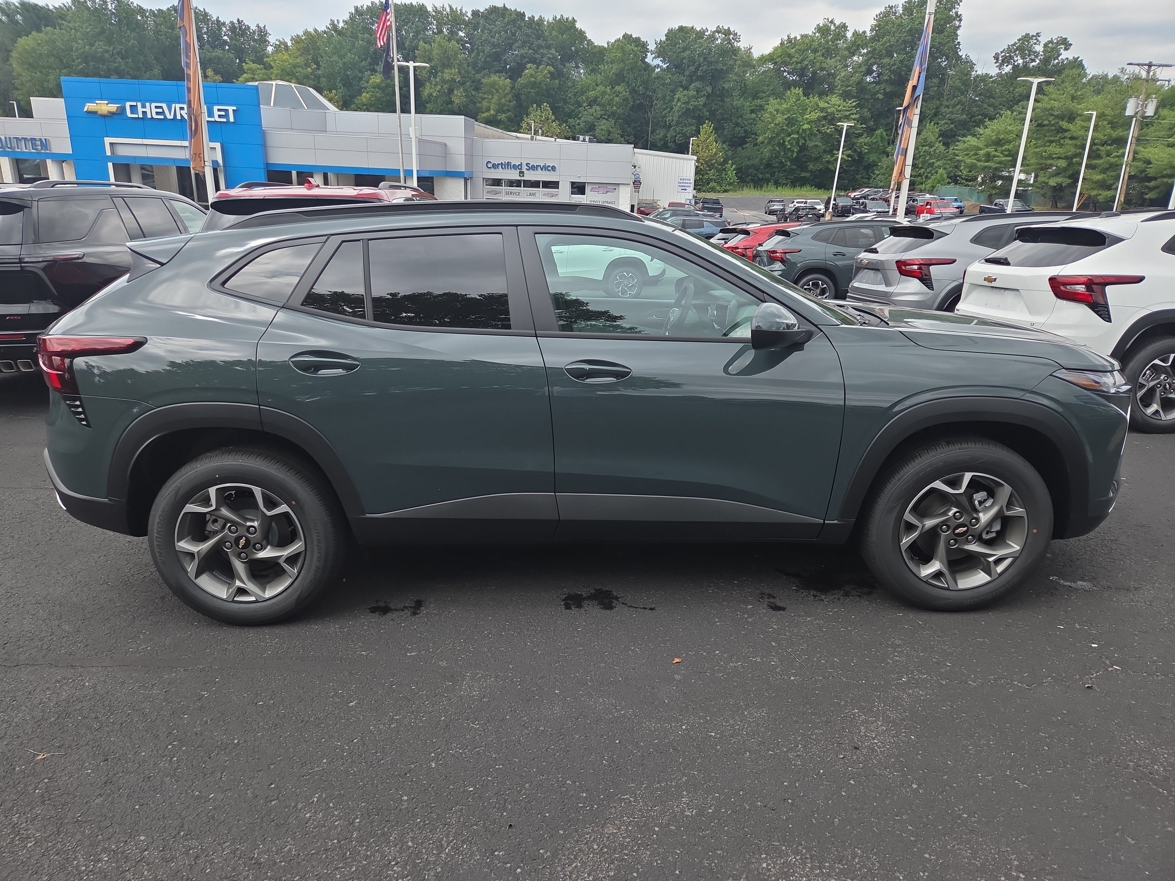2026 Chevrolet Trax LT FWD