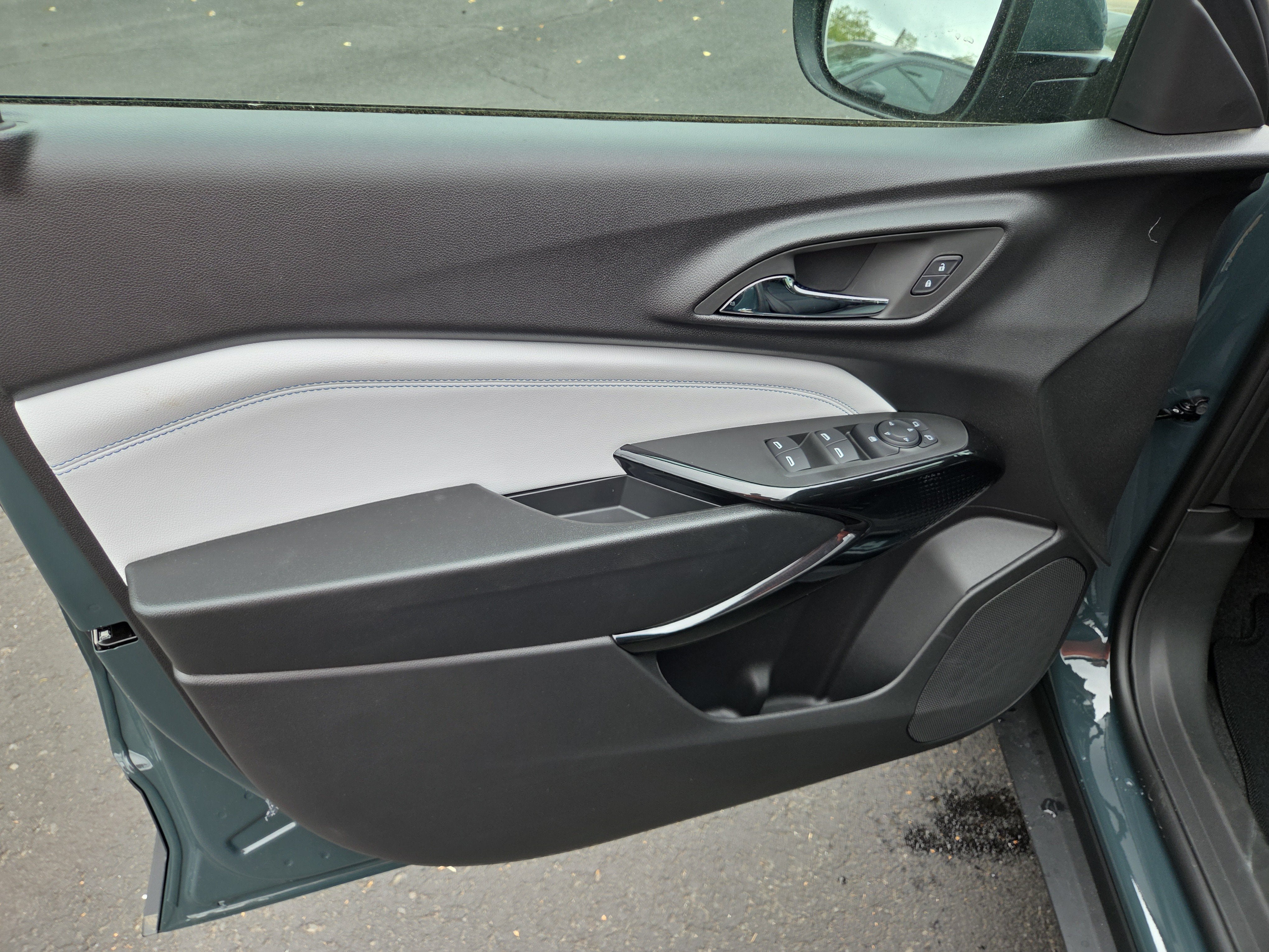 2026 Chevrolet Trax LT FWD