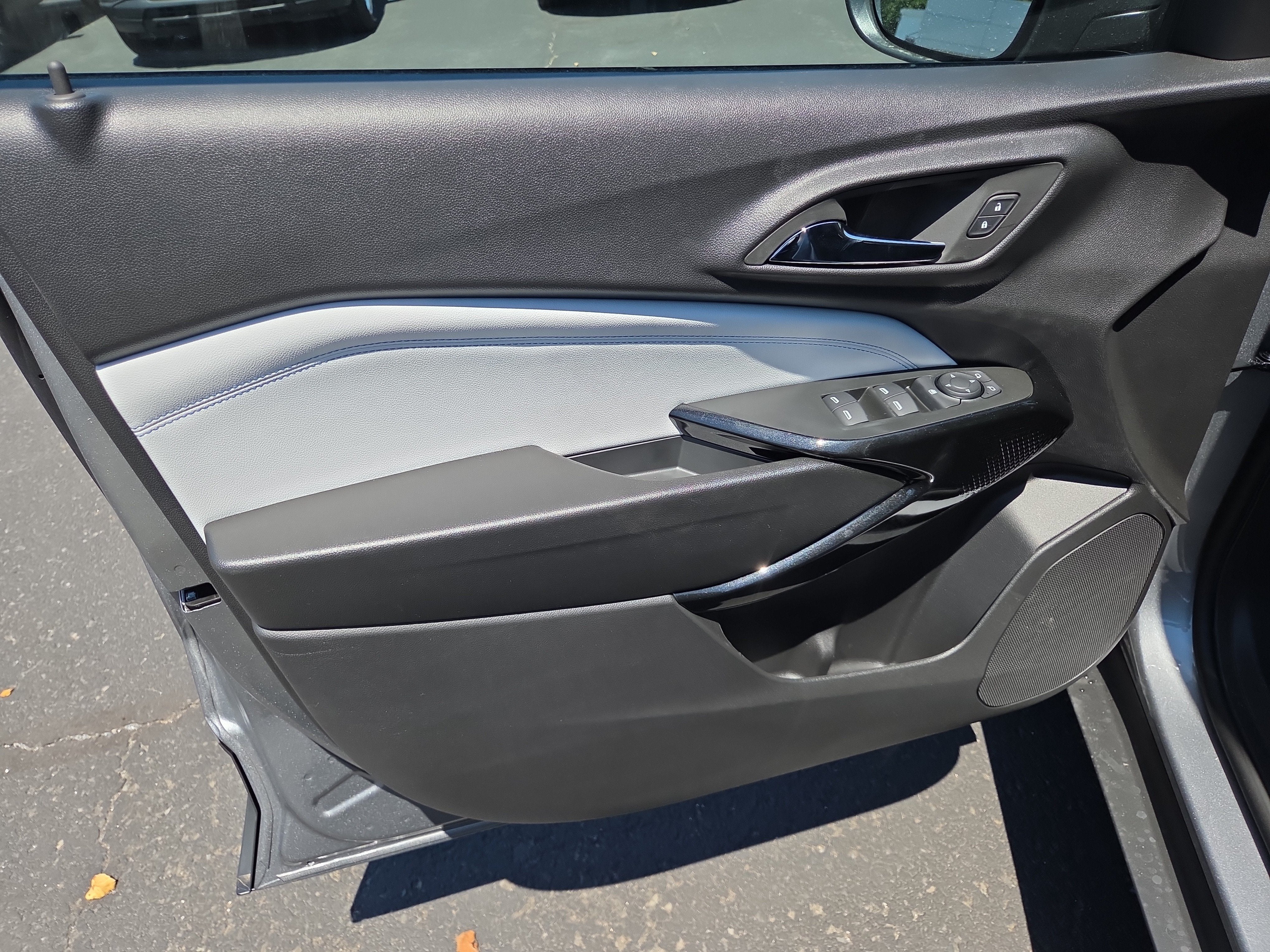 2026 Chevrolet Trax LT FWD