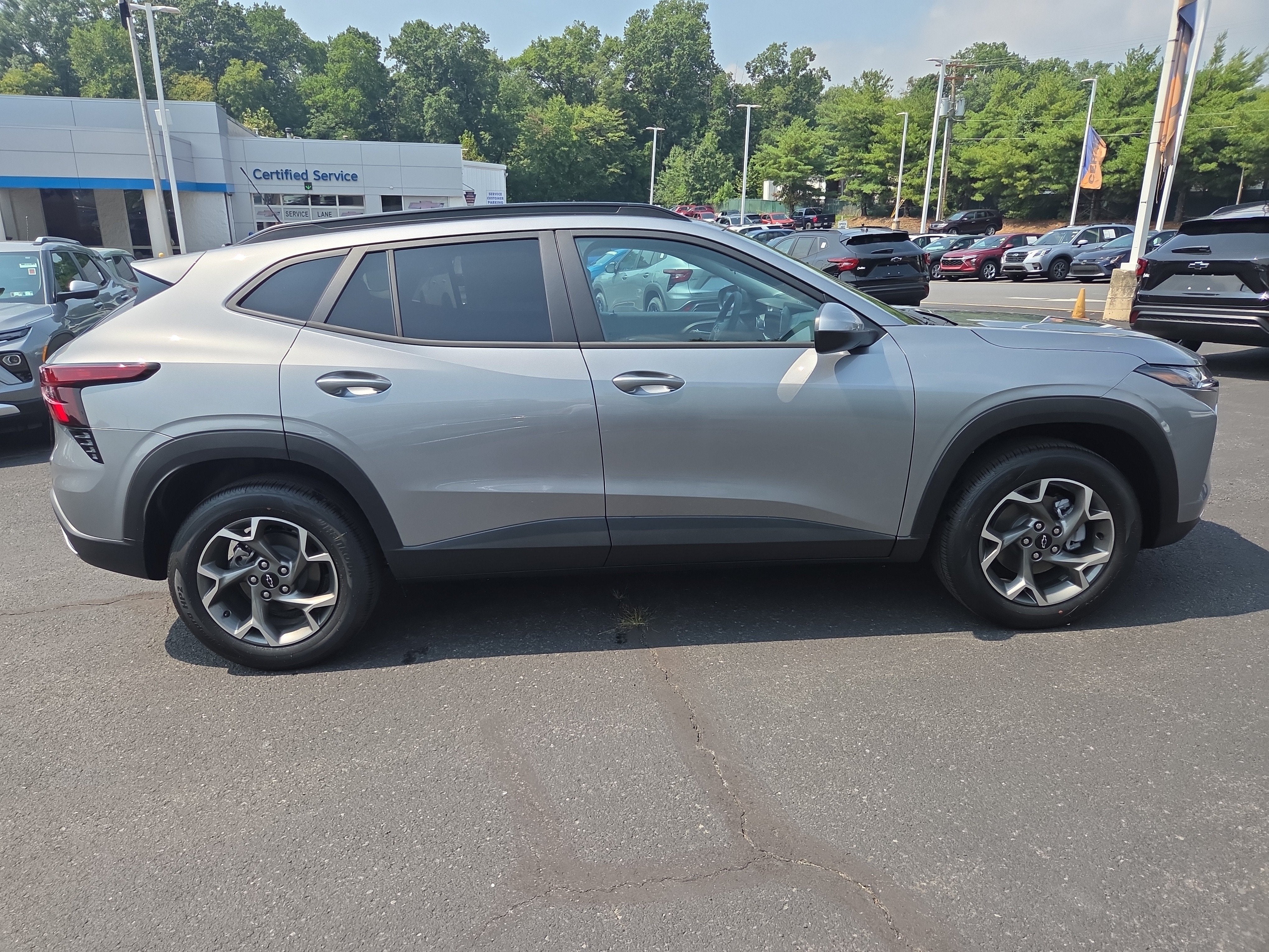 2026 Chevrolet Trax LT - Photo 2