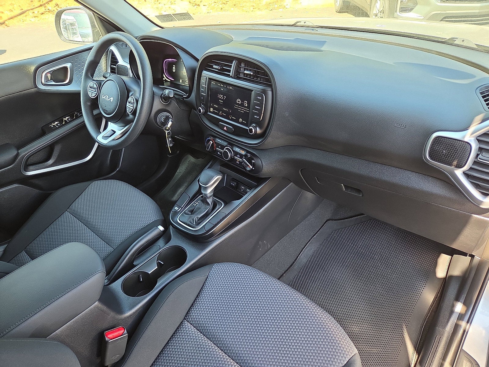 2025 Kia Soul LX FWD