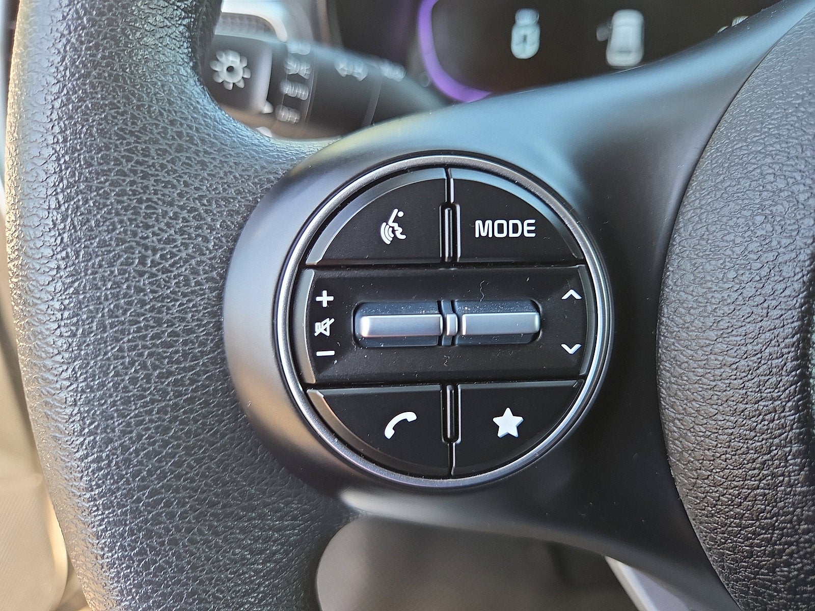 2025 Kia Soul LX FWD