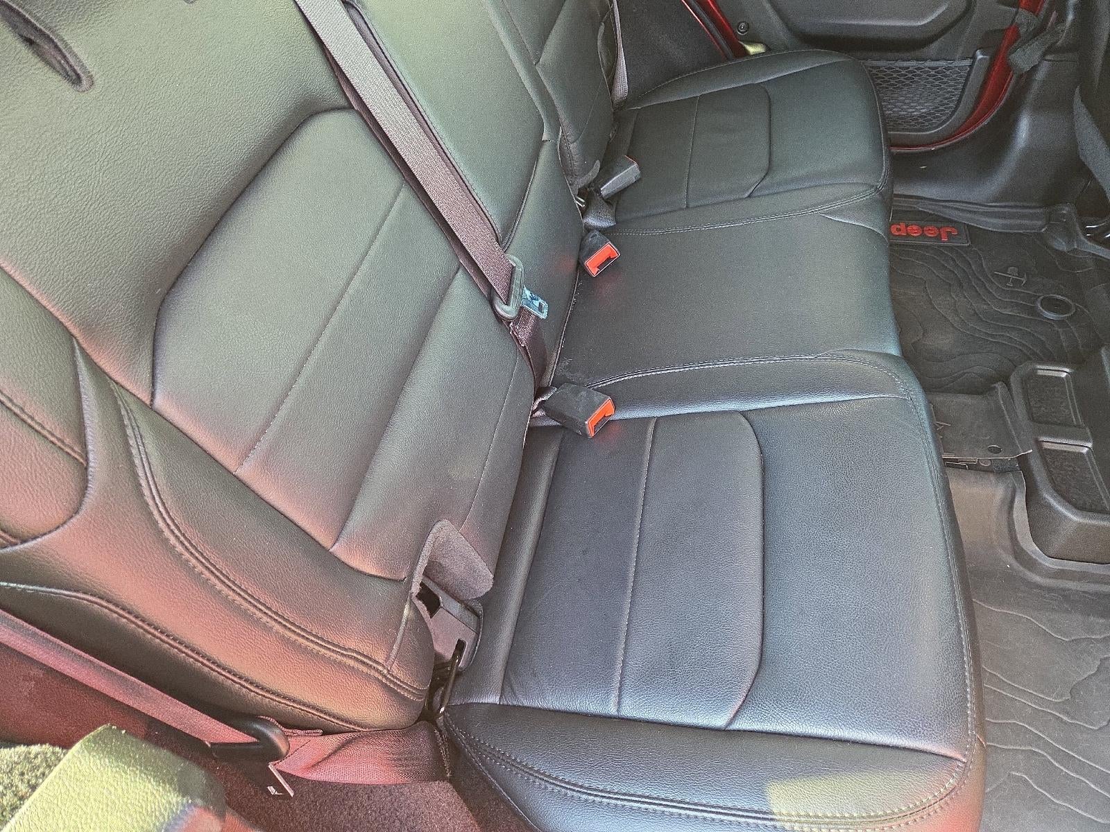 2022 Jeep Wrangler Unlimited Sahara Altitude 4x4