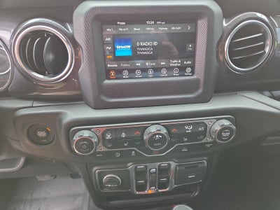 2021 Jeep Wrangler Unlimited Sahara Altitude 4x4