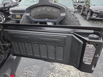 2021 Jeep Wrangler Unlimited Sahara Altitude 4x4