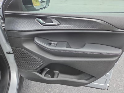 2024 Jeep Grand Cherokee Laredo X 4x4