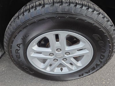 2023 Jeep Grand Cherokee Laredo 4x4