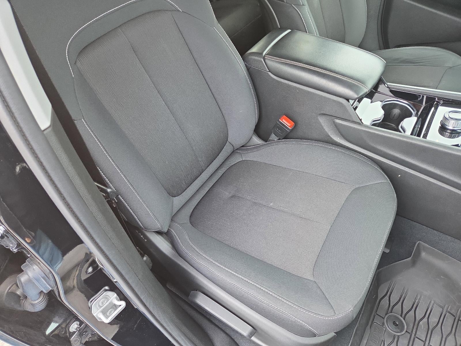 2023 Jeep Grand Cherokee Laredo 4x4