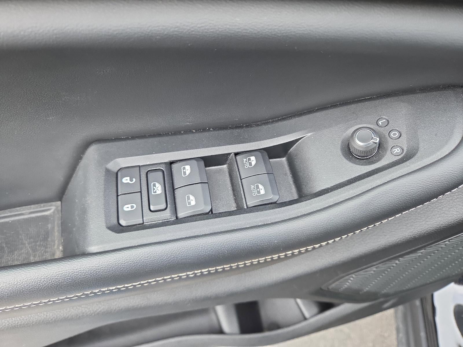 2023 Jeep Grand Cherokee Laredo 4x4