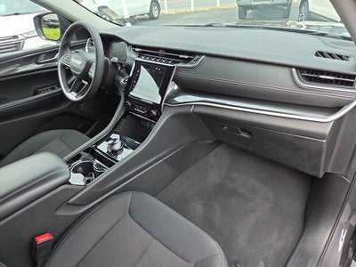 2023 Jeep Grand Cherokee L Laredo 4x4