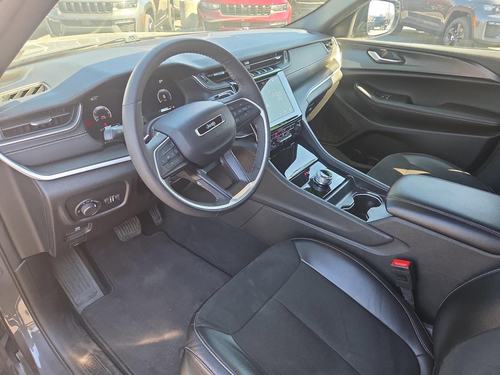 2024 Jeep Grand Cherokee L Altitude 4x4