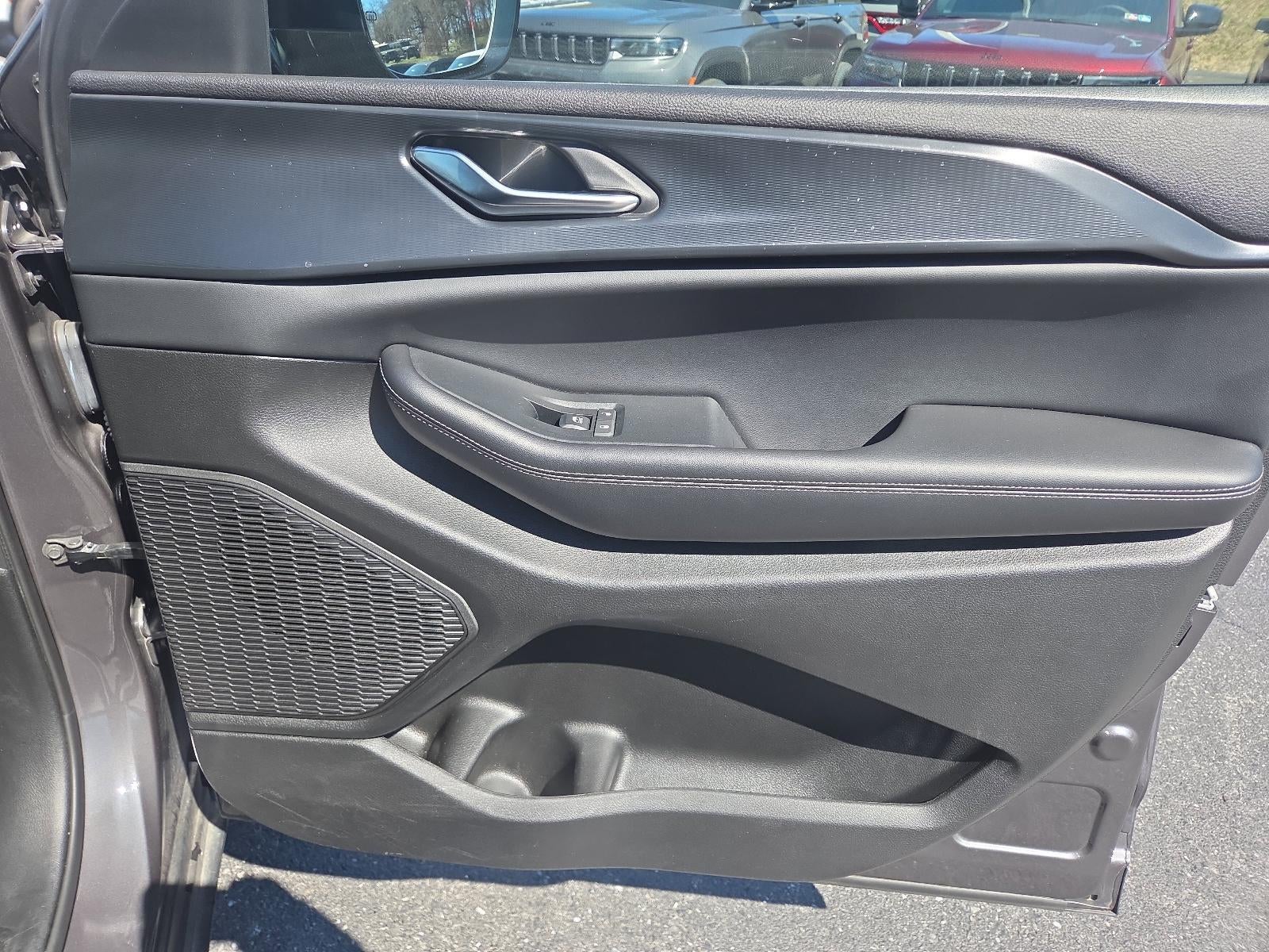 2024 Jeep Grand Cherokee L Altitude 4x4