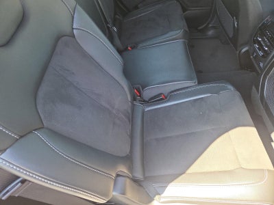 2024 Jeep Grand Cherokee L Altitude 4x4