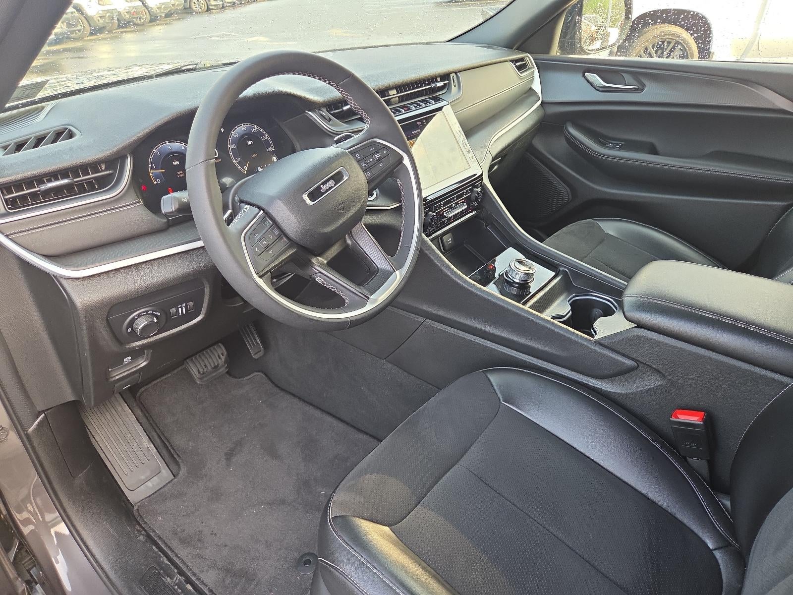 2024 Jeep Grand Cherokee L Altitude 4x4