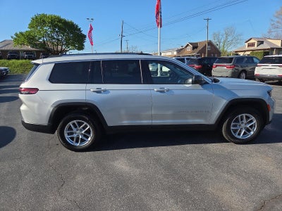 2023 Jeep Grand Cherokee L Laredo 4x4