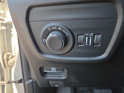 2023 Jeep Grand Cherokee L Laredo 4x4