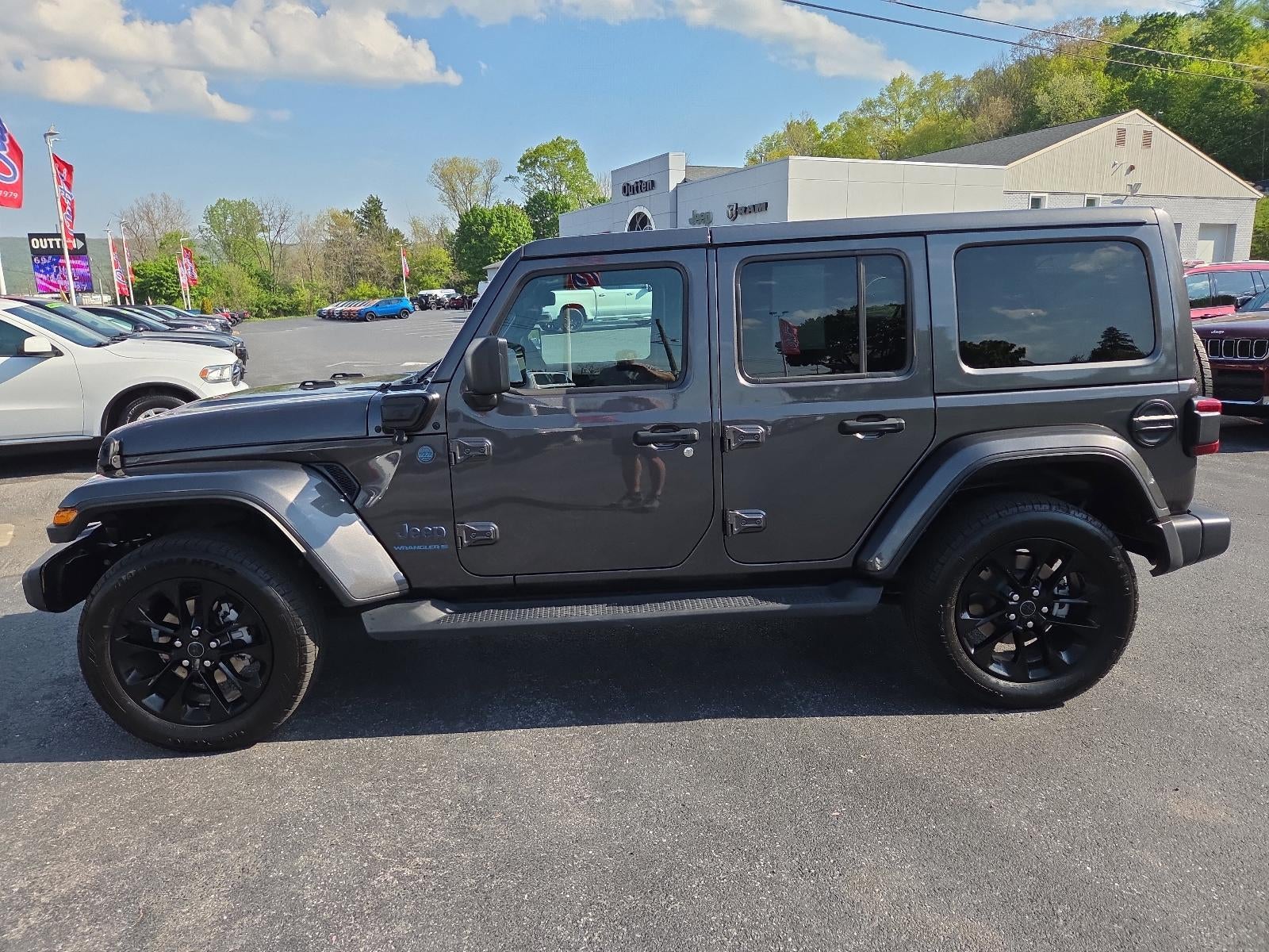 2025 Jeep Wrangler 4xe Sahara 4x4