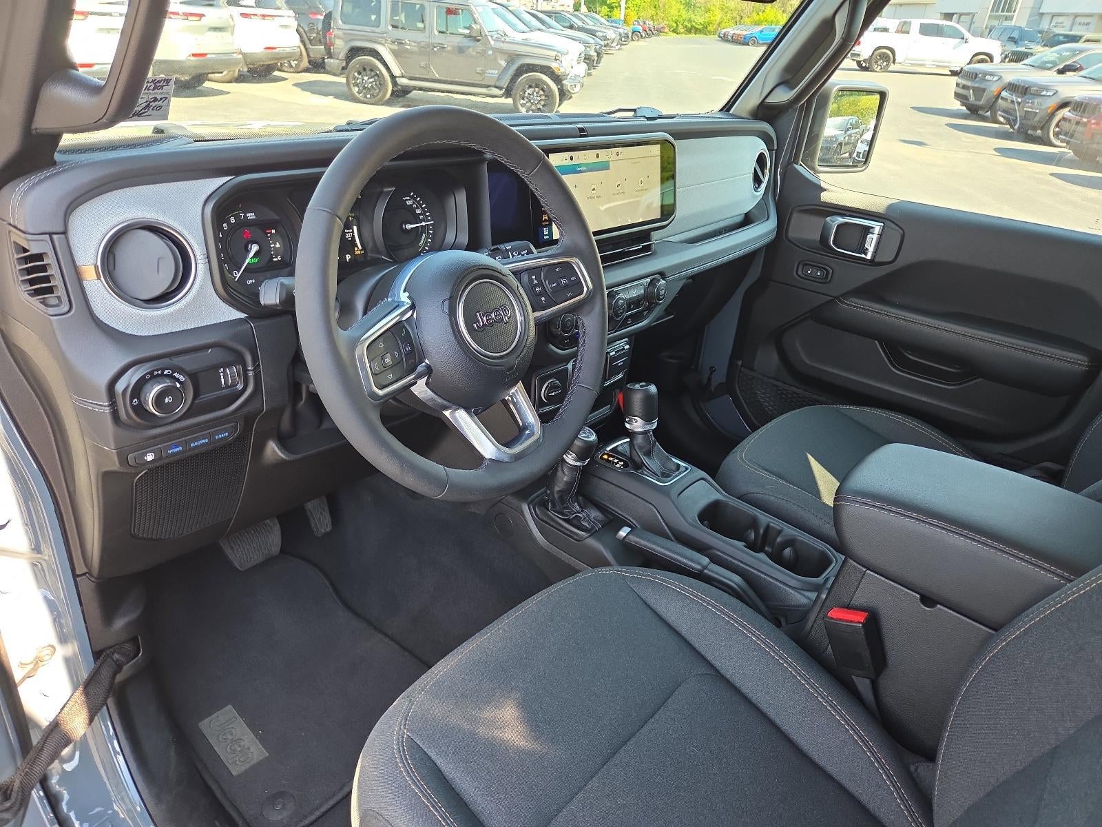 2025 Jeep Wrangler 4xe Sahara 4x4