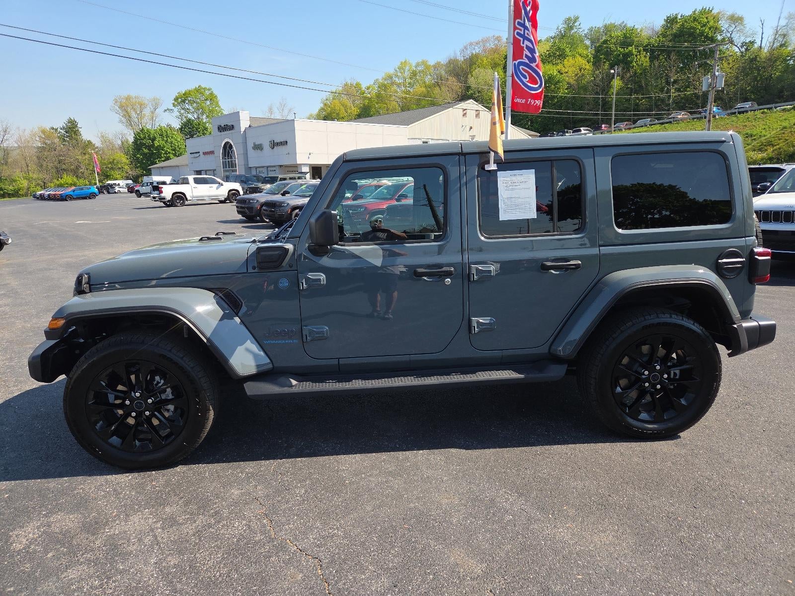2025 Jeep Wrangler 4xe Sahara 4x4