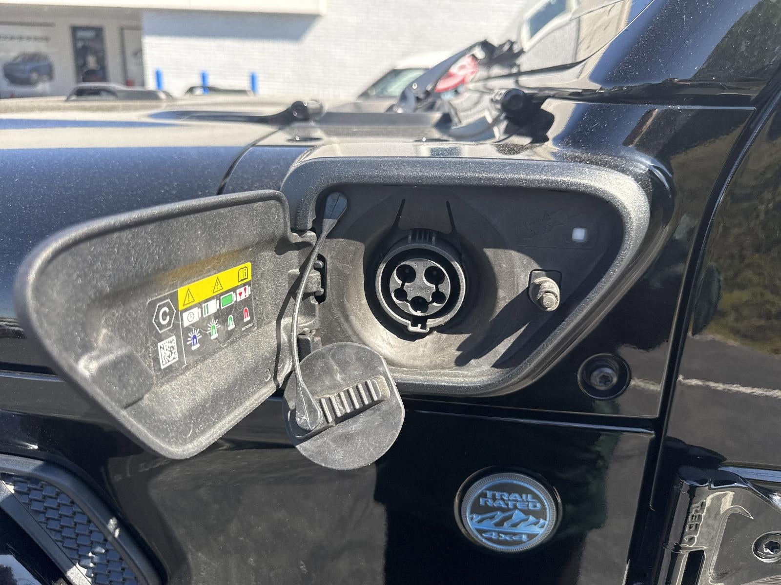 2025 Jeep Wrangler 4xe Sahara 4x4