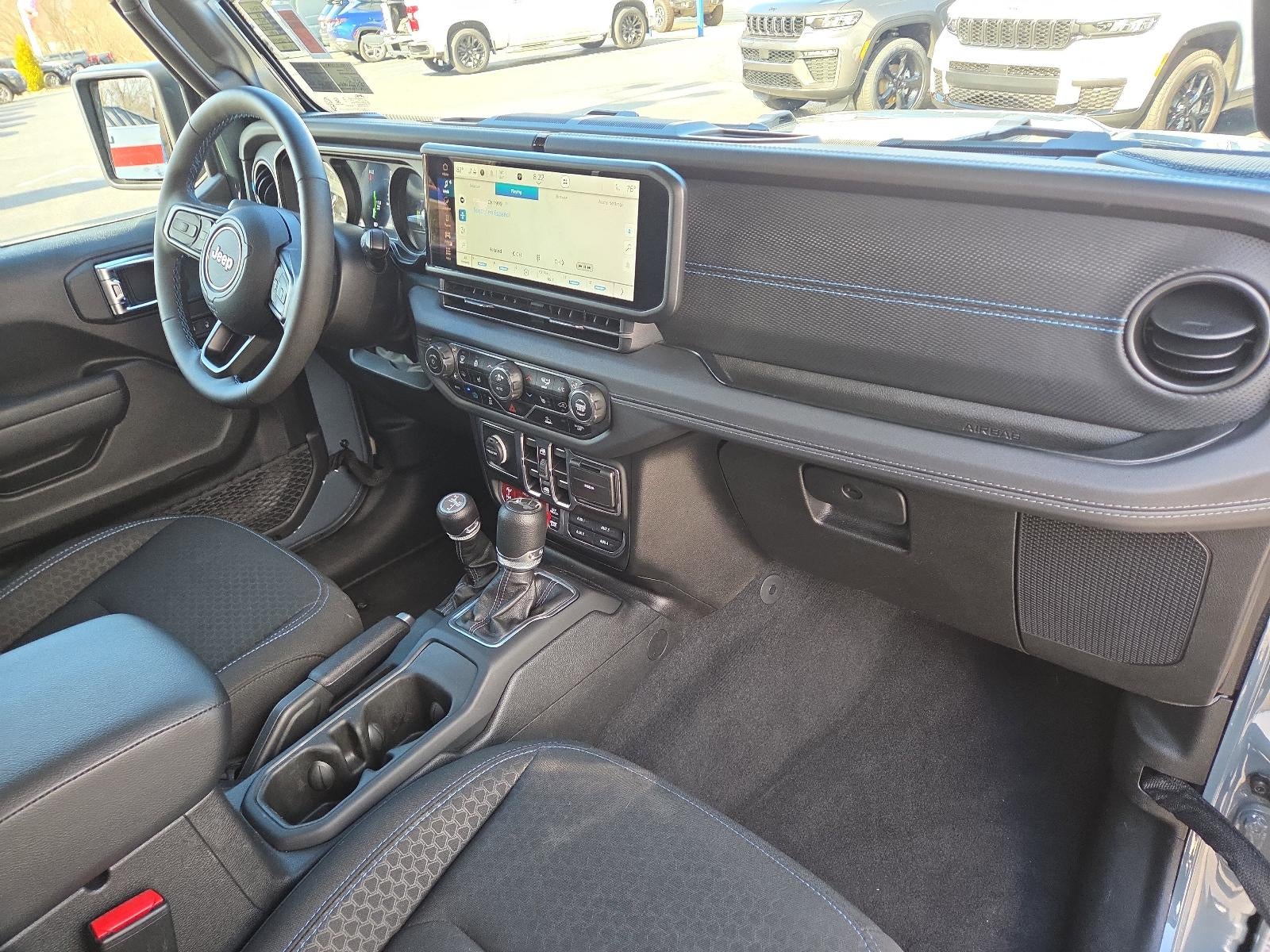 2025 Jeep Wrangler 4xe Rubicon 4x4