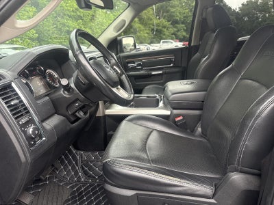 2017 RAM 1500 Laramie 4x4 Crew Cab 5'7" Box