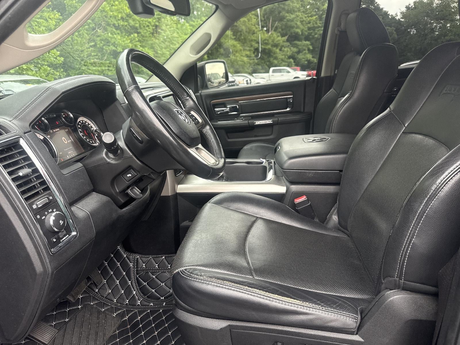2017 RAM 1500 Laramie 4x4 Crew Cab 5'7" Box