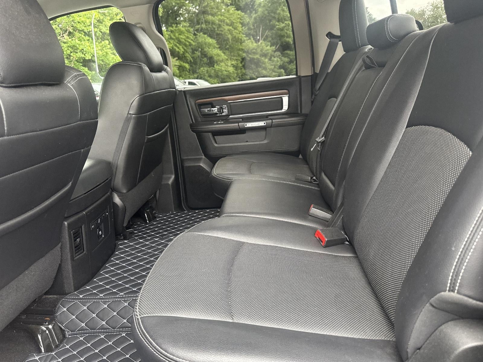 2017 RAM 1500 Laramie 4x4 Crew Cab 5'7" Box