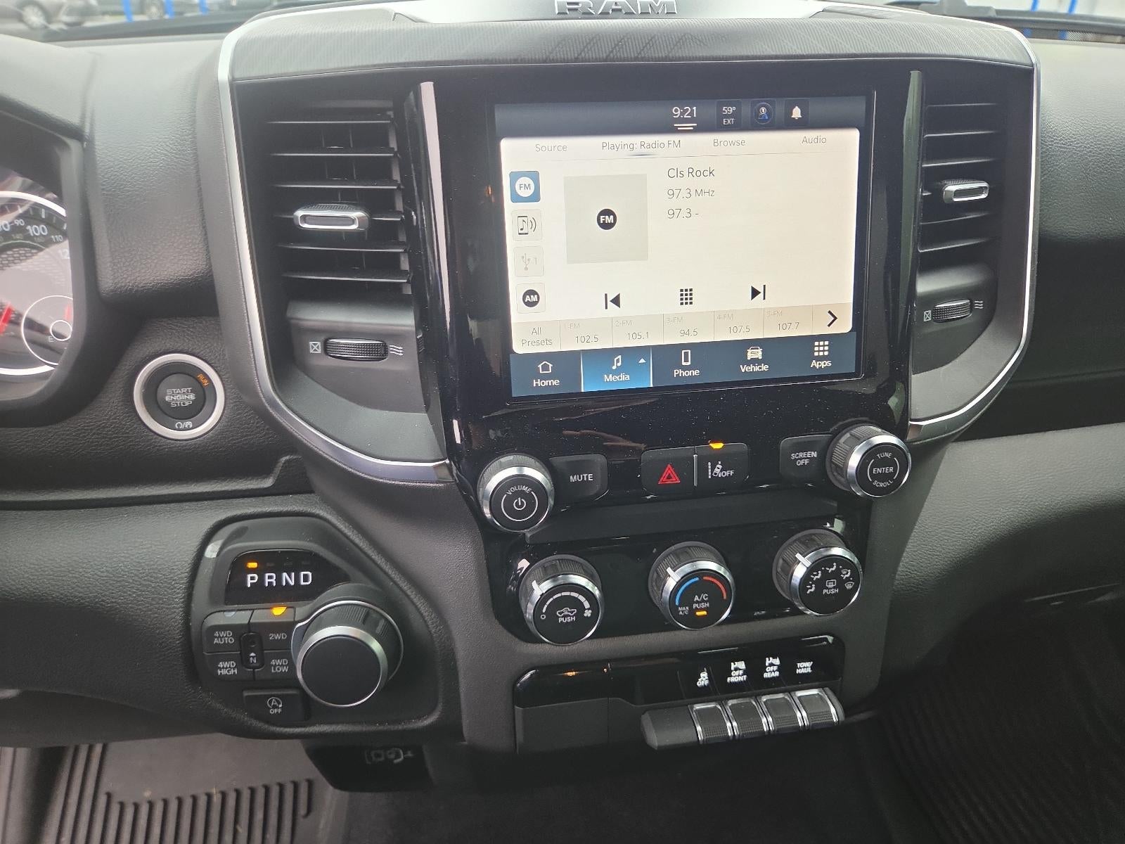 2025 RAM 1500 Big Horn 4x4 Crew Cab 5'7" Box