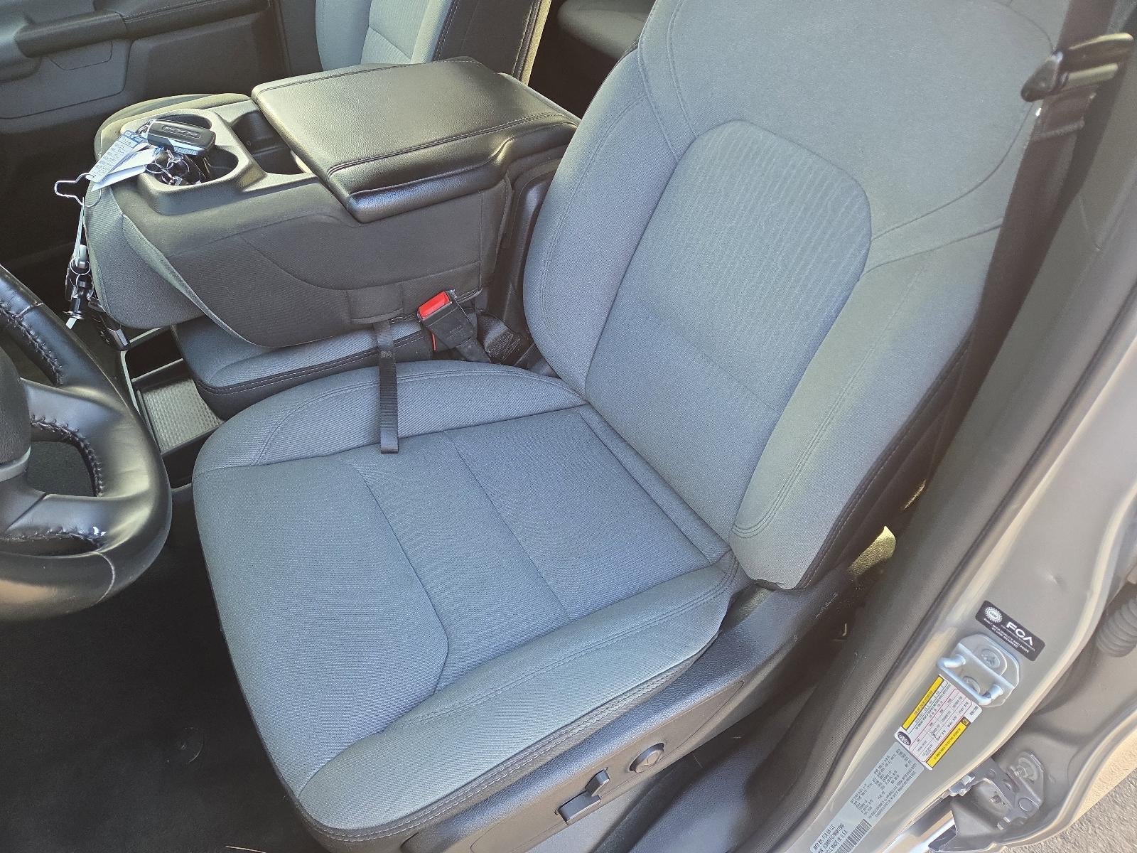 2021 RAM 1500 Big Horn 4x4 Crew Cab 5'7" Box