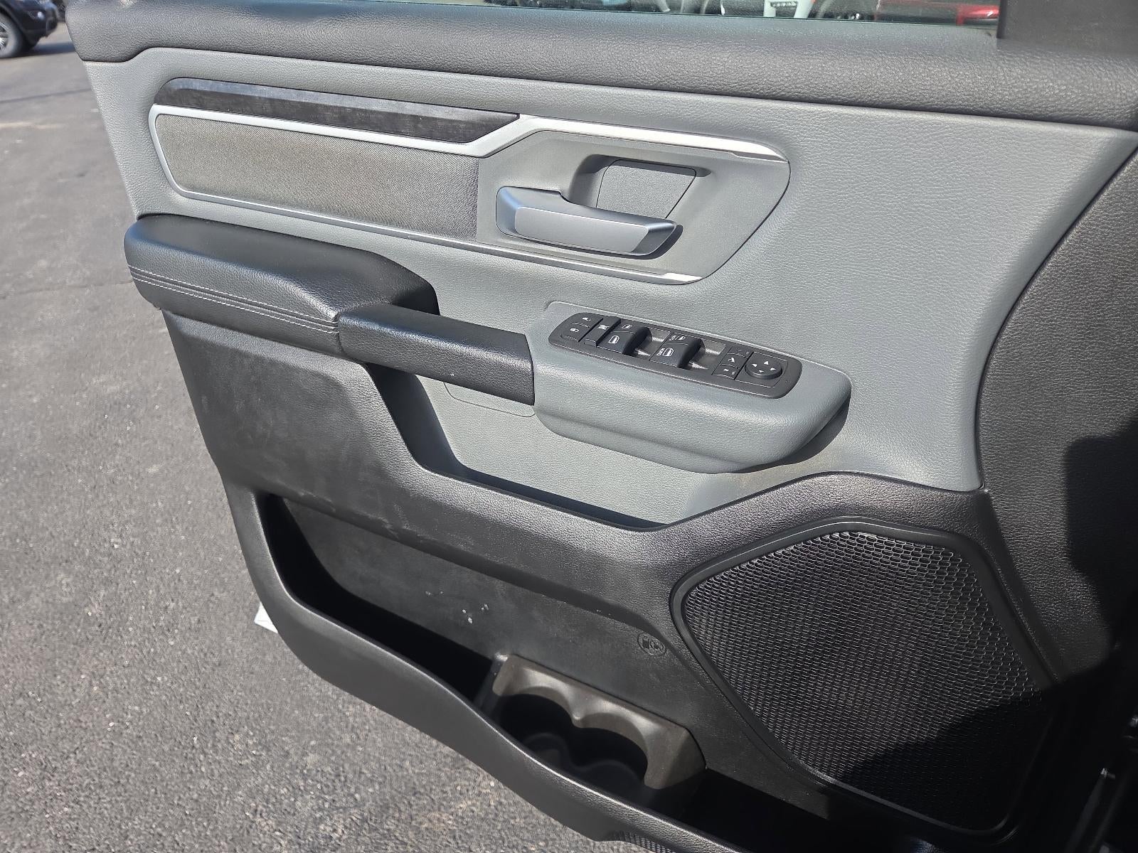 2021 RAM 1500 Big Horn 4x4 Crew Cab 5'7" Box