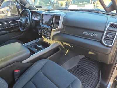 2022 RAM 1500 Big Horn 4x4 Crew Cab 5'7" Box