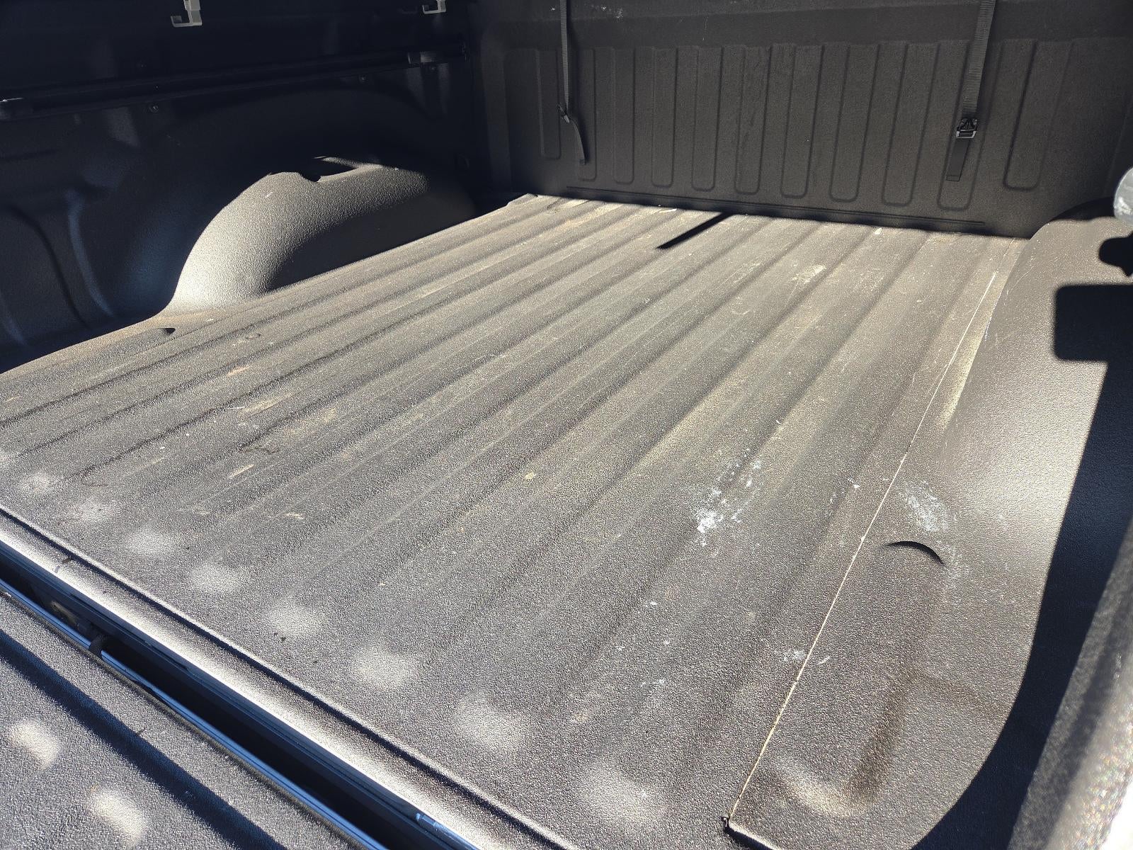 2022 RAM 1500 Big Horn 4x4 Crew Cab 5'7" Box