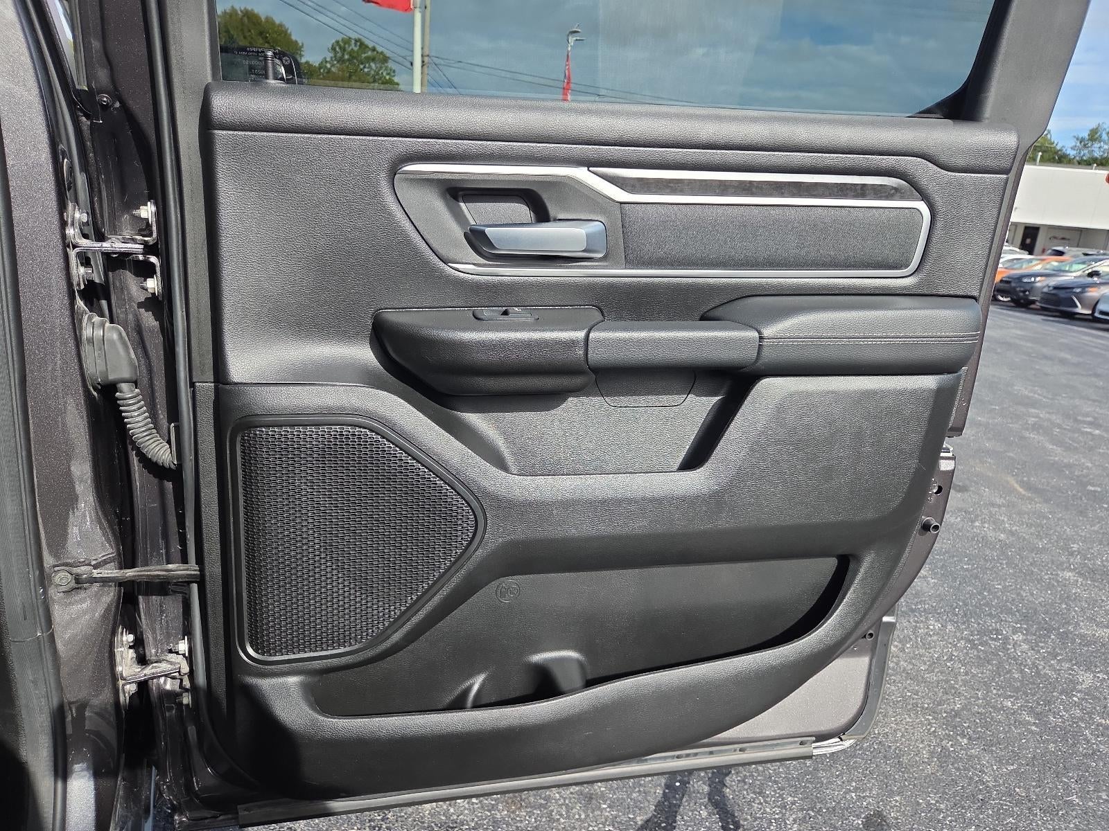 2022 RAM 1500 Big Horn 4x4 Crew Cab 5'7" Box