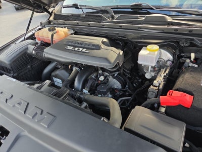 2022 RAM 1500 Big Horn 4x4 Crew Cab 5'7" Box