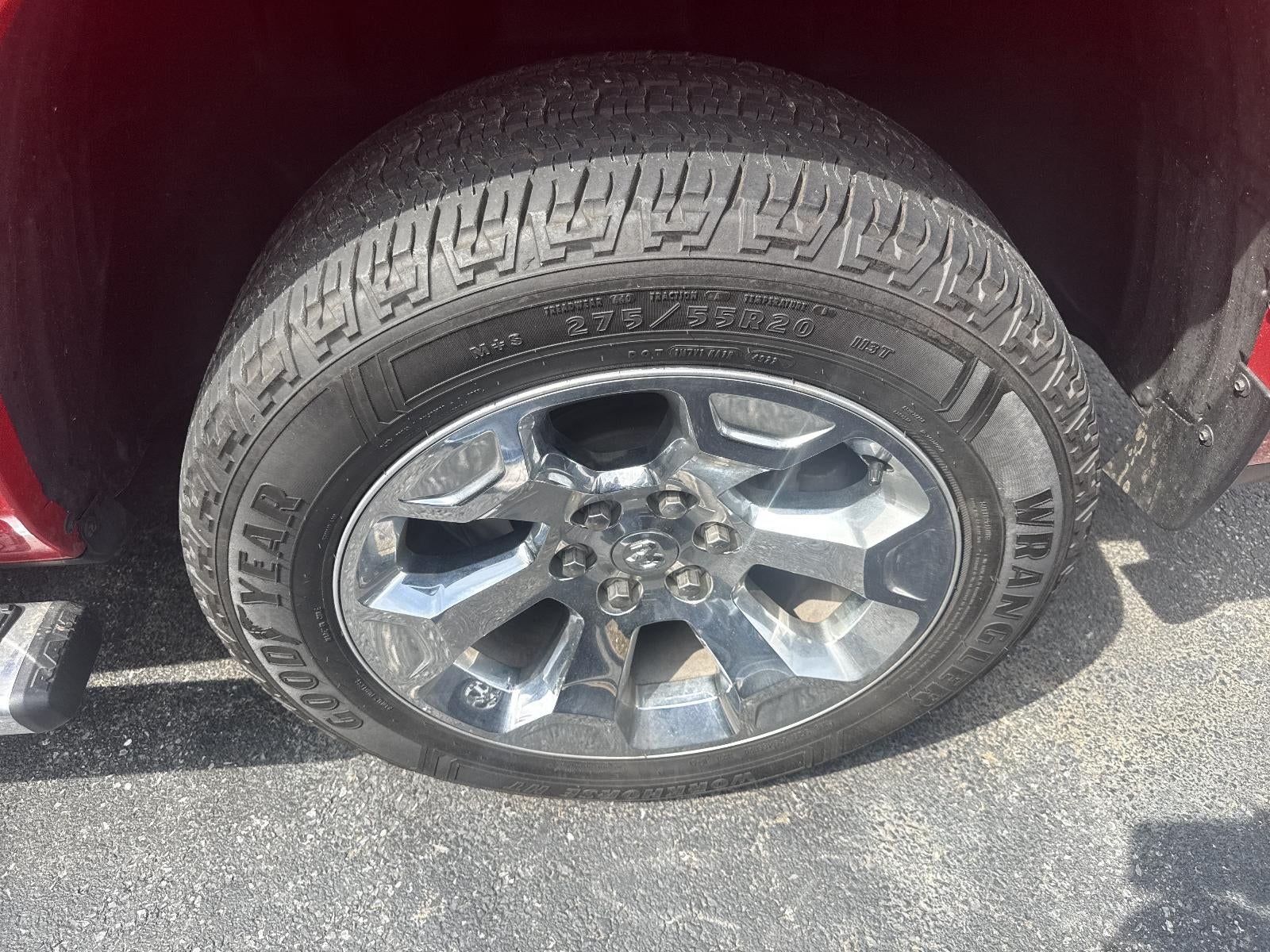 2020 RAM 1500 Big Horn 4x4 Crew Cab 5'7" Box