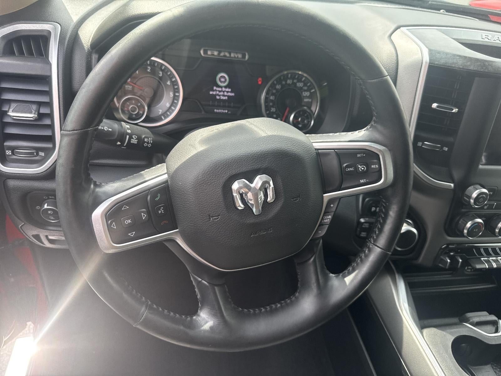 2020 RAM 1500 Big Horn 4x4 Crew Cab 5'7" Box