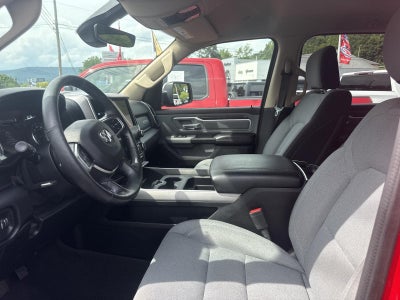 2020 RAM 1500 Big Horn 4x4 Crew Cab 5'7" Box