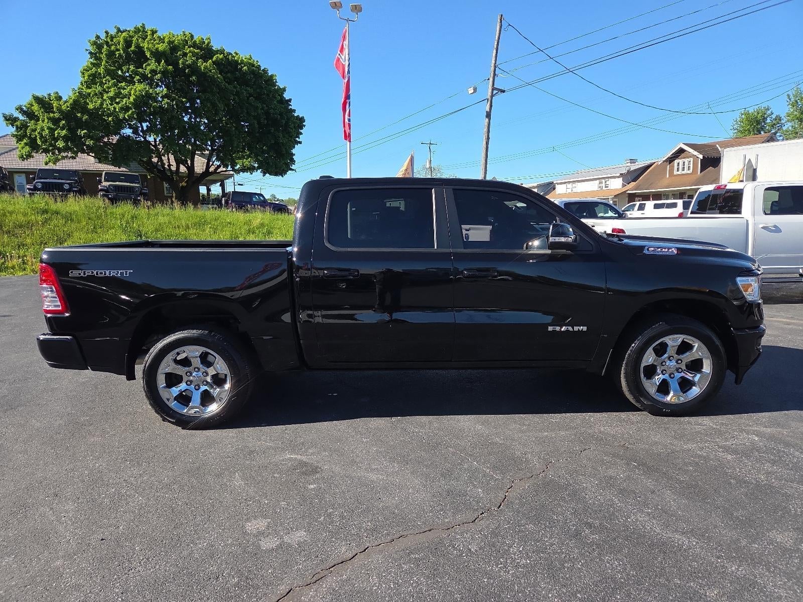 2022 RAM 1500 Big Horn 4x4 Crew Cab 5'7" Box
