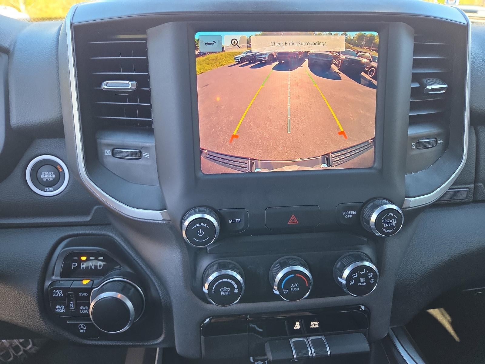 2022 RAM 1500 Big Horn 4x4 Crew Cab 5'7" Box