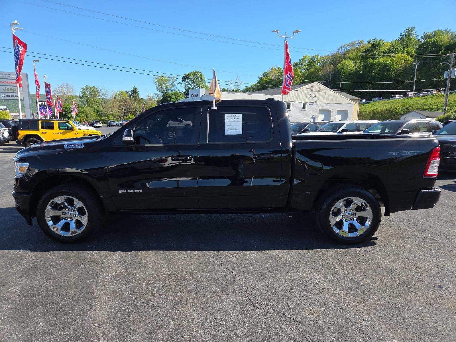 2022 RAM 1500 Big Horn 4x4 Crew Cab 5'7" Box